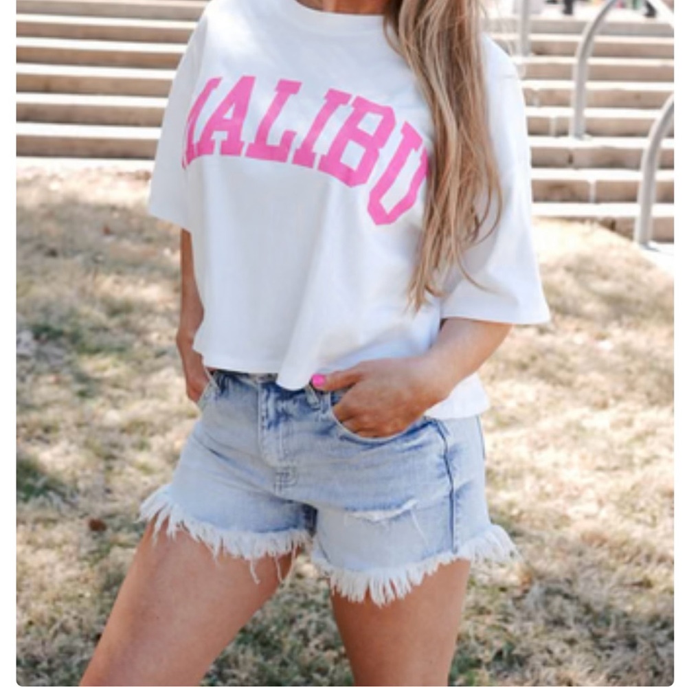 Malibu Graphic Top